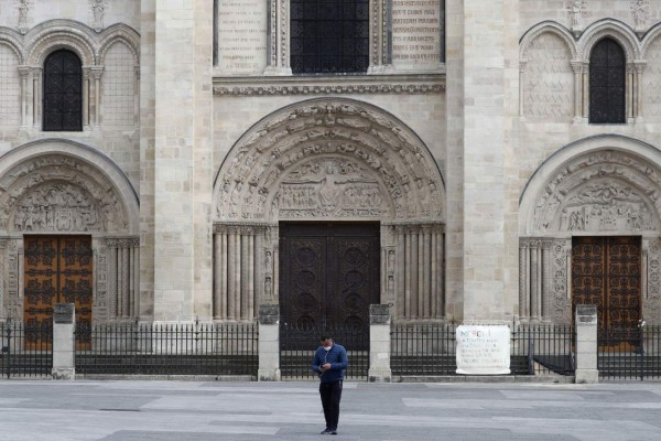 Cerca del millón de infectados por coronavirus, media humanidad está encerrada (FOTOS)  