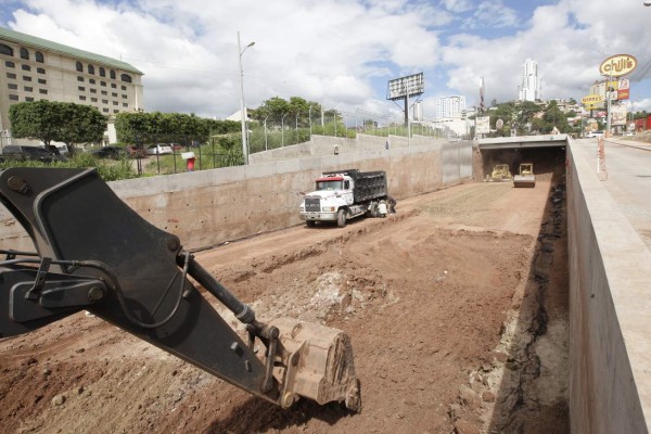 Honduras: Unos L 300 millones se invertirán en cuatro nuevos proyectos viales