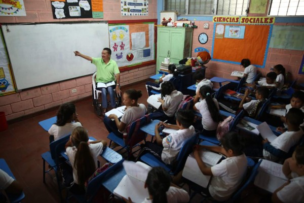 El profe Francisco, ejemplo de esmero y dedicación