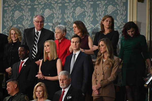 FOTOS: Elegantes y bellas, así lucieron Ivanka y Tiffany Trump en el Capitolio