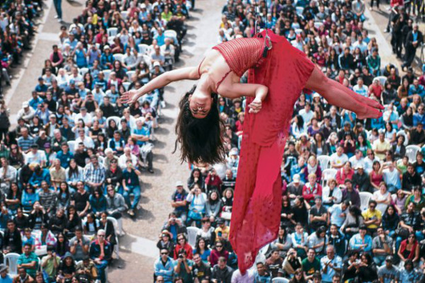 Fiesta cultural callejera en Brasil