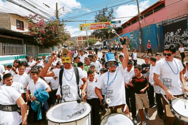 60 patrulleros escolares custodiarán a 1,500 alumnos