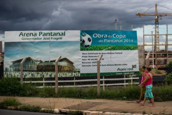 Incendio en obras de estadio del Mundial