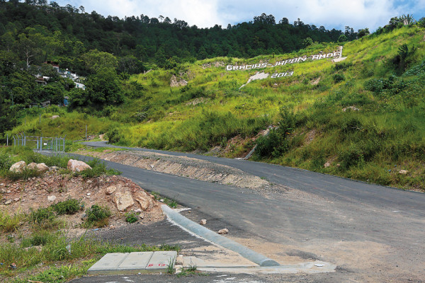 Inauguran ansiada obra de mitigación en El Reparto