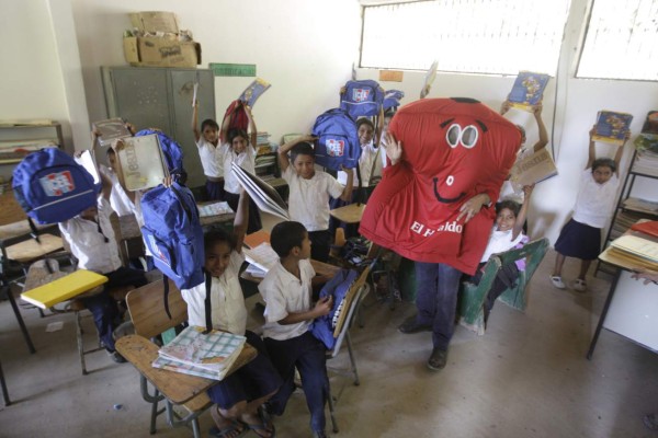 Aguanqueterique recibió una visita sorpresa