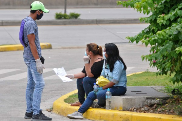 FOTOS: Guayaquil, sin espacio para enfermos y muertos por Covid-19&nbsp;&nbsp;