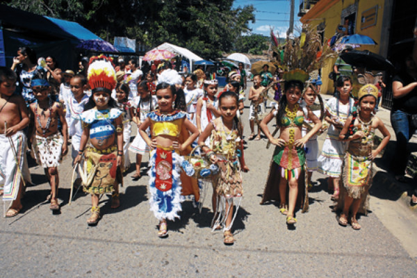 Honduras: Ritmo y belleza en honor al maíz