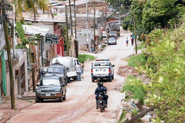 En estado de indefensión habitan capitalinos