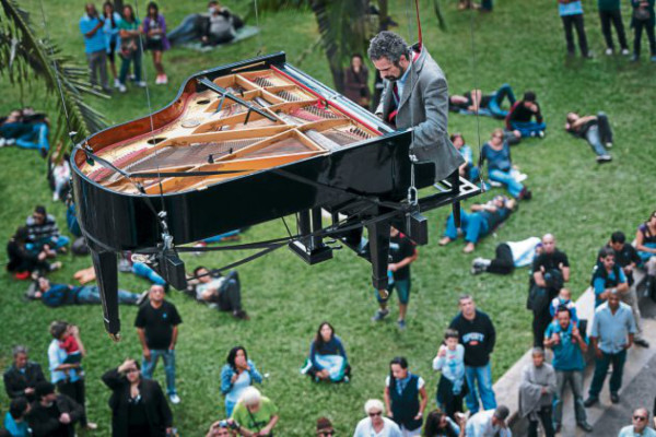 Fiesta cultural callejera en Brasil