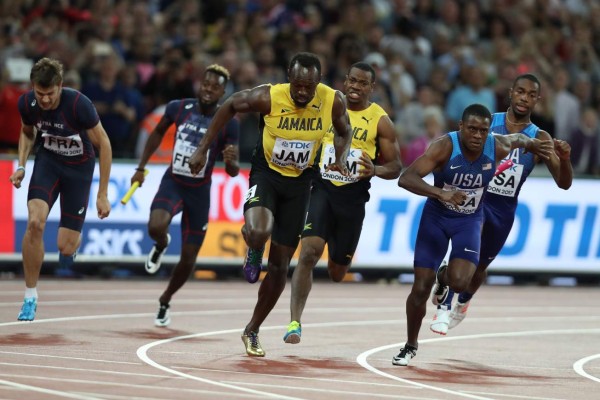 Las tristes imágenes de la lesión de Usain Bolt en Londres 2017