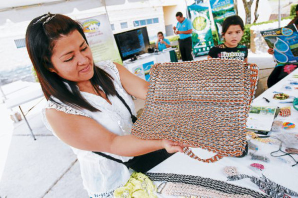 Exponen proyectos para reducir impacto ambiental