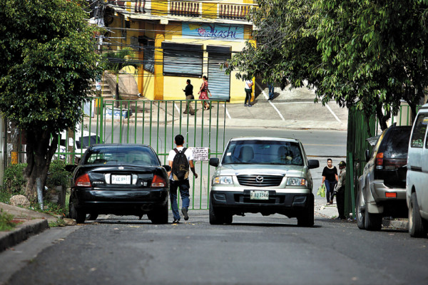 Insólitos cobros y medidas por desacuerdo en Barrios más Seguros