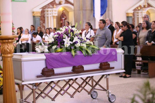 Adiós a Gladys Lanza, la incansable defensora de las mujeres