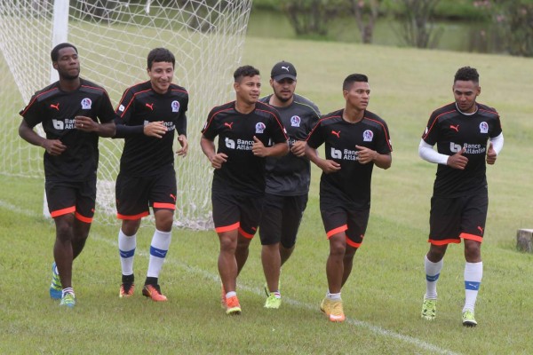Carlos Restrepo afina al Olimpia para el primer round ante Alianza&nbsp;&nbsp;