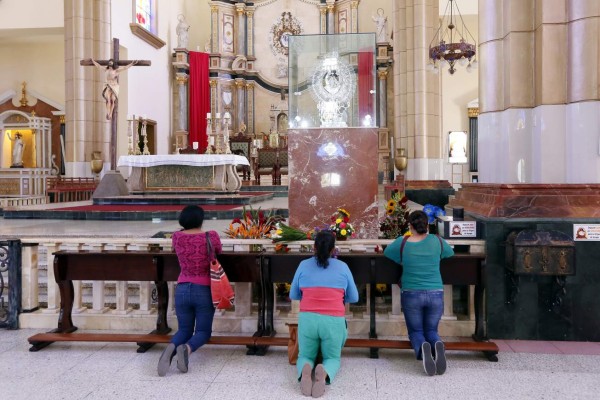Aldea de Suyapa se prepara para la fiesta en honor a La Morenita
