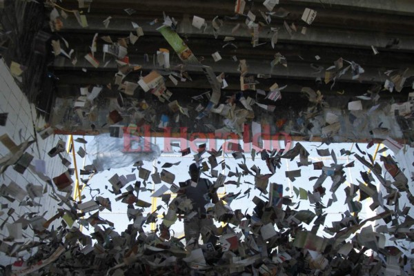 Destrucción y daños en el estadio Morazán tras disturbios en la semifinal Real España vs Marathón