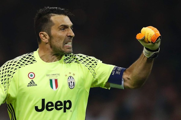 Gianluigi Buffon dice que la próxima campaña será 'al 99.9%' su última