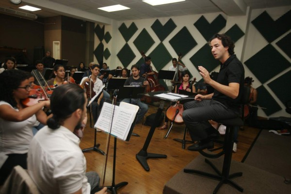 Carlos Checa: 'Me voy a ir de aquí un poco hondureño”