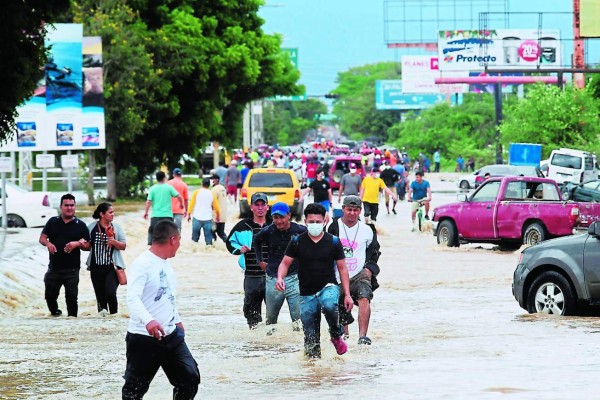 El artículo de Octavio Carvajal: ¡'Eta-mos” en coma!