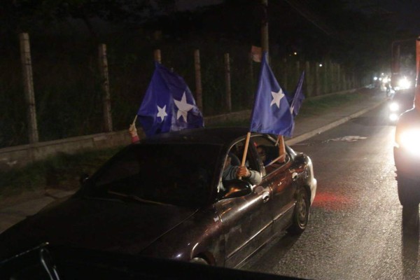 FOTOS: Nacionalistas celebran la 'Caravana de la Victoria' en Honduras