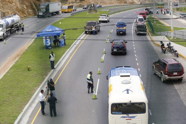 Alto desplazamiento de capitalinos en primer día del feriado morazánico