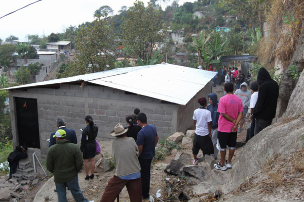 Acribilladas en su casa encuentran a madre e hija