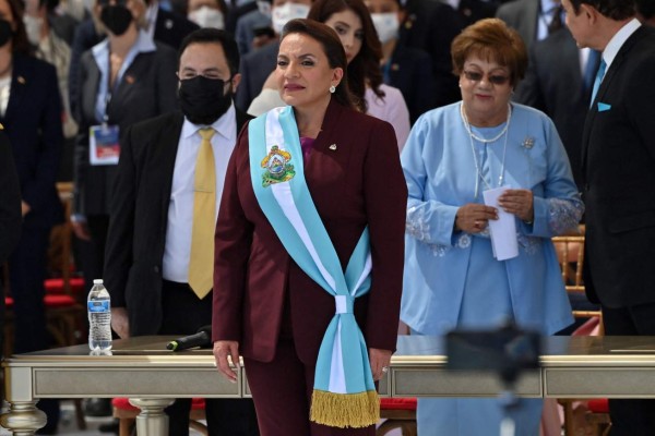 Las imágenes más emotivas de Xiomara Castro como la nueva presidenta de Honduras