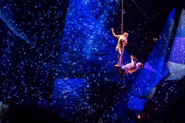Cirque du Soleil estaciona su arte y su misticismo en Barcelona