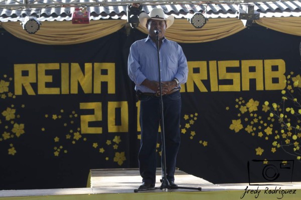 Sabanagrande presume sus bellas mujeres en feria tradicional