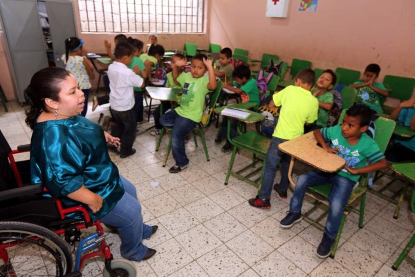 'Hay que pensar en sacar adelante a nuestro país”