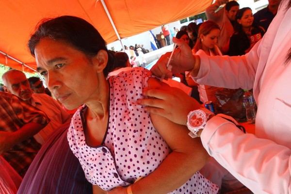 Honduras: Equipadas unidades para vacunar a 129 mil capitalinos