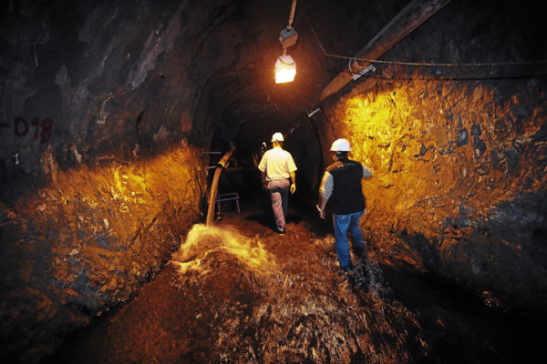 Honduras: ENEE pide prestado para pagarle a térmicas