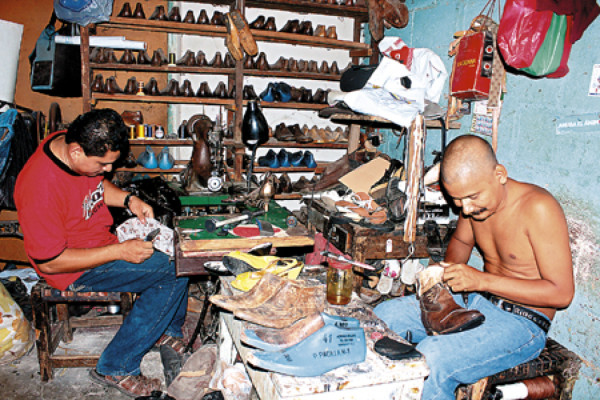 Ahorre dinero al formalizar su negocio familiar