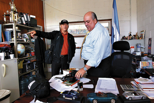 Instituto Central ahora tiene dos directores