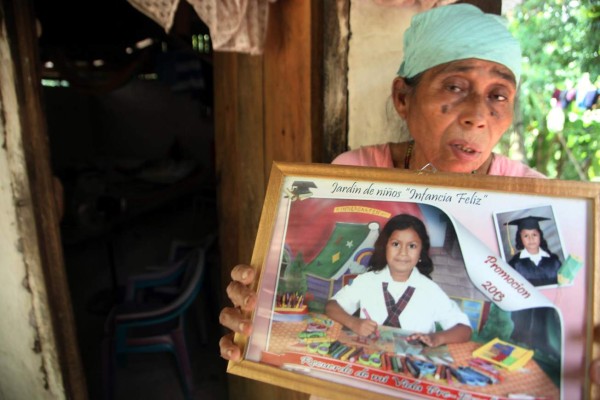 Niña de seis años muere en pleito familiar