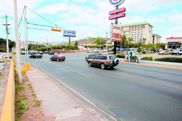 Construcción de cinco pasos aéreos y un túnel inicia en junio