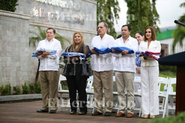 FOTOS: Actos ceremoniales del 195 años de independencia en Honduras