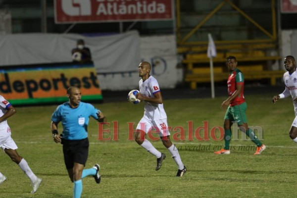 Bronca, entusiasmo de Vargas y enojo de Troglio: lo que no se vio del Olimpia vs Marathón (FOTOS)
