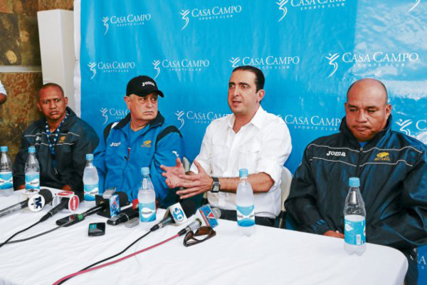 VIDEO: Cuate Castillo asumió como técnico de Motagua