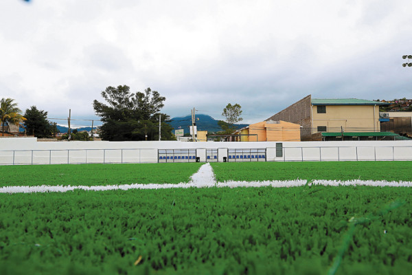 Transforman en un coloso el estadio Emilio Larach
