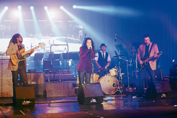 Artistas regalan una noche de fe, esperanza y amor para Honduras