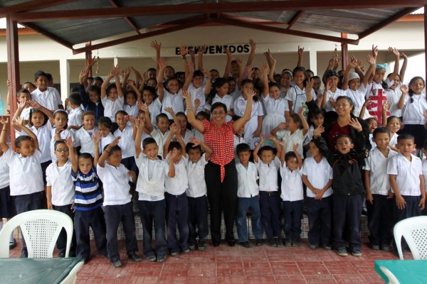 Escuela José Cecilio del Valle, referente de educación práctica