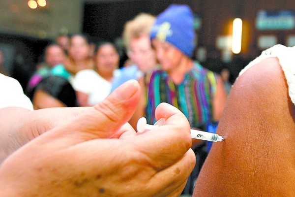 Honduras vacunará a 728 mil ciudadanos