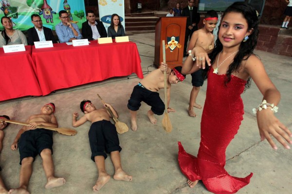 Arte y estusiasmo infantil en la 21 de octubre