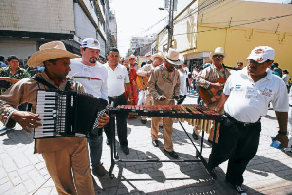 Capitalinos alzan su voz en apoyo al arte y la cultura