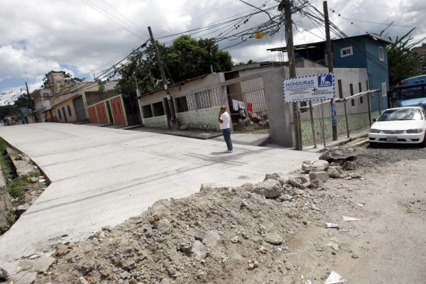 Masiva pavimentación de tramos de calles en la capital