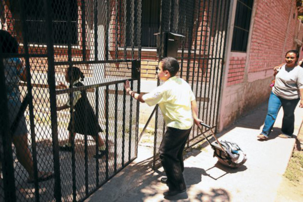 Denegadas 25 solicitudes para cierre de calles y bloques