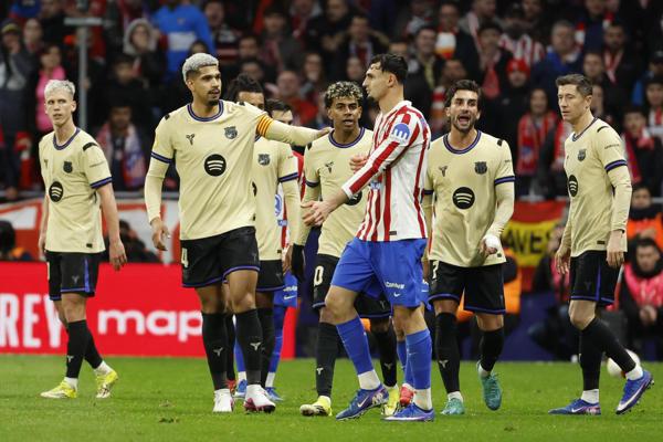 Batalla campal, humillación a Yamal y la pesadilla del Barcelona ante Atlético de Madrid en Copa del Rey