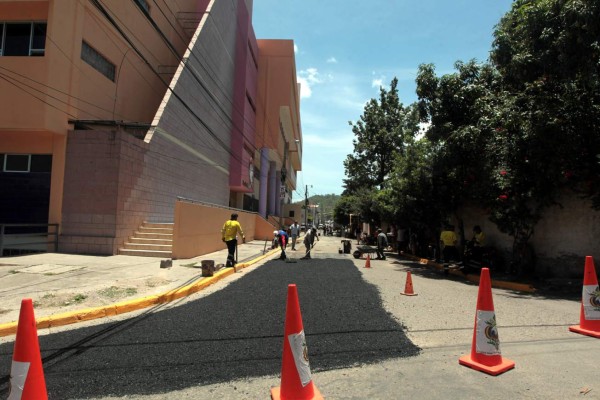 Falta de agentes de tránsito genera anarquía en las calles