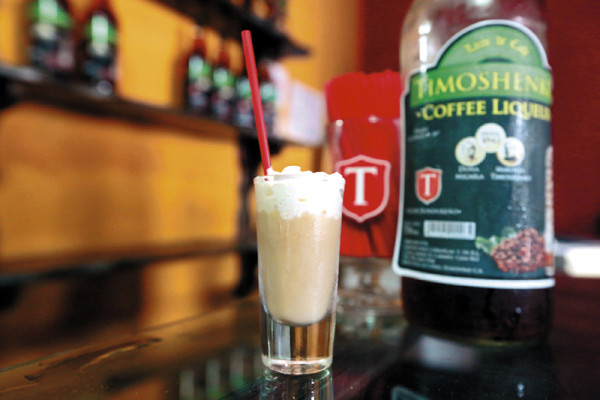 El Timoshenko, licor insigne de Santa Rosa de Copán